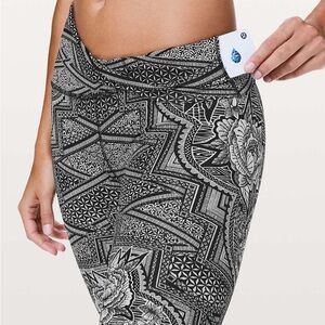 Lululemon leggings size 8